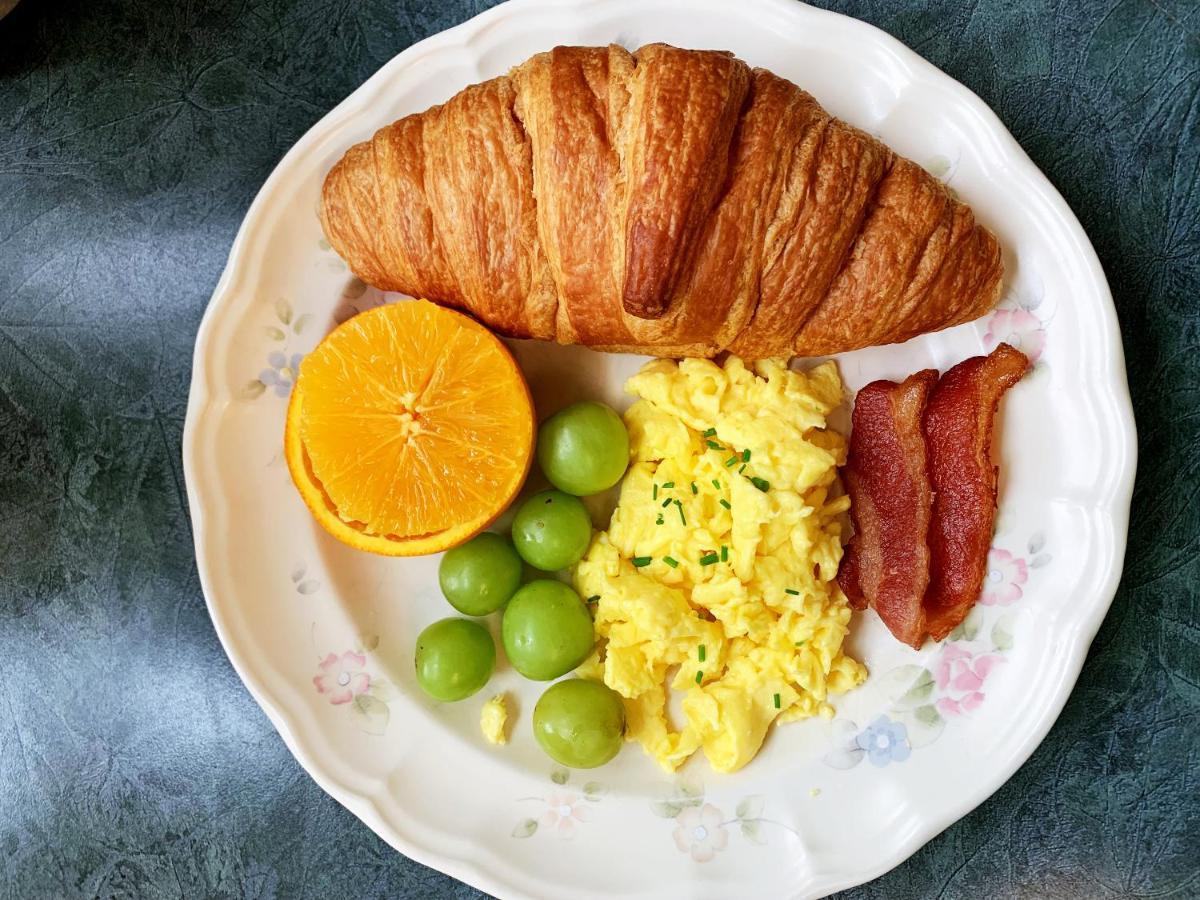 Frühstückspension Strathaird 3*
